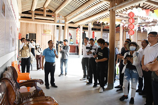 13 振興茶產業 媒體來助力  廈門市安溪商會組織媒體記者走進安溪茶鄉918.png